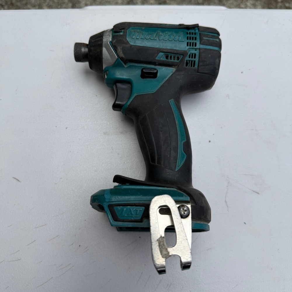 Makita XDT11 18V LXT 1/4" Hex Cordless Impact Driver, Tool Only
